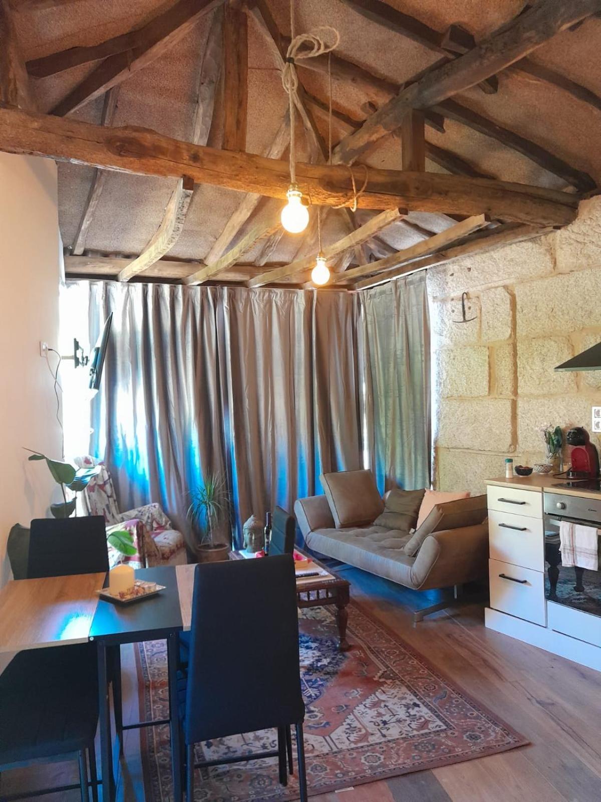 Holiday home Loft Rustico Renovado